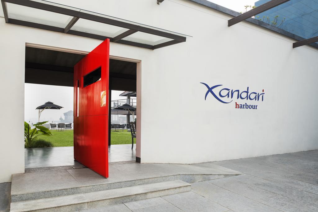 Xandari Harbour Hotel Kochi Exterior photo