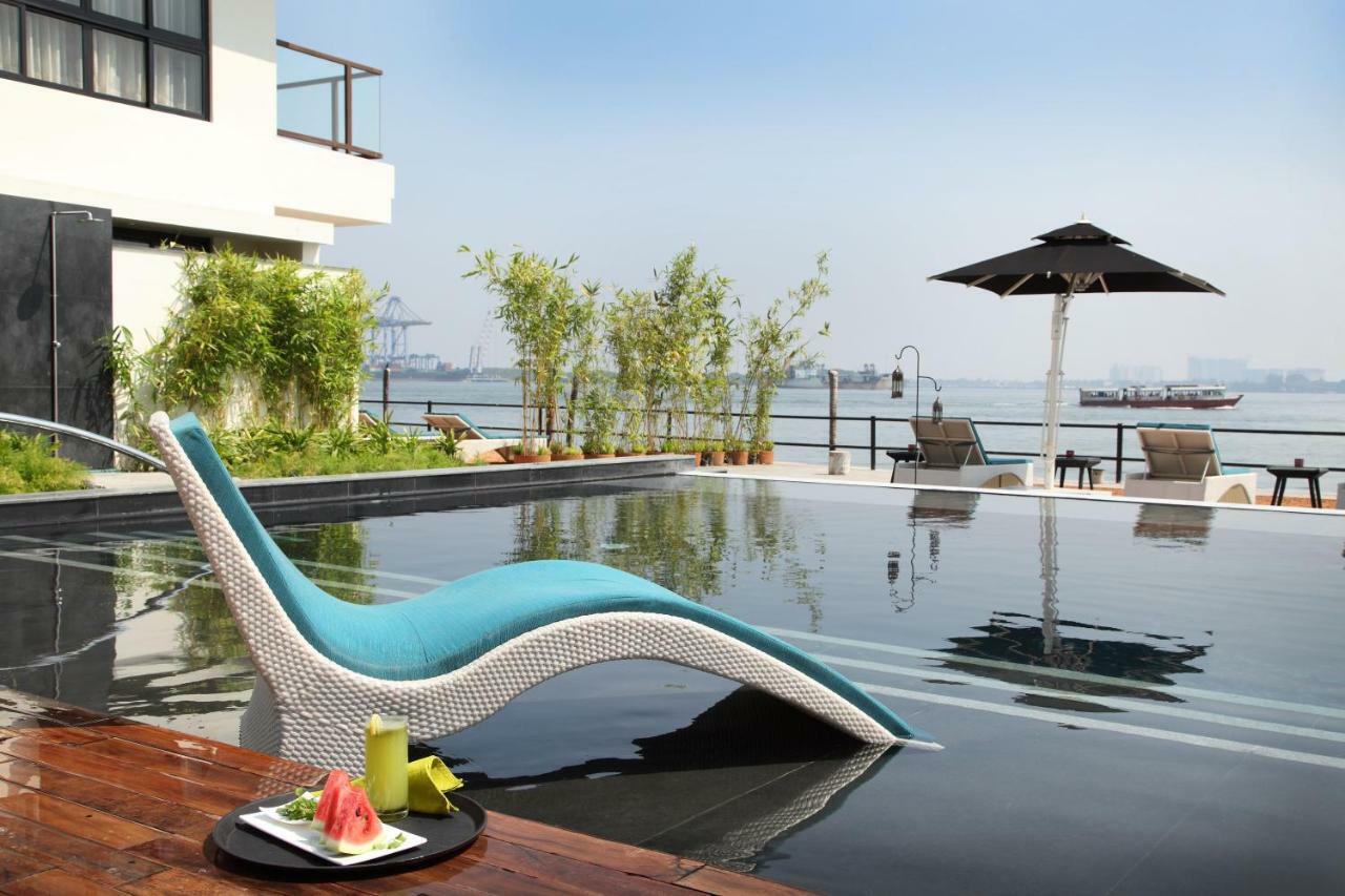 Xandari Harbour Hotel Kochi Exterior photo